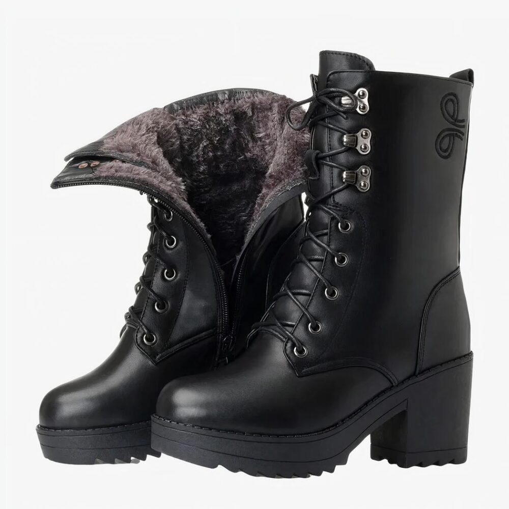 Botte chaude femme en cuir à lacets sur fond blanc