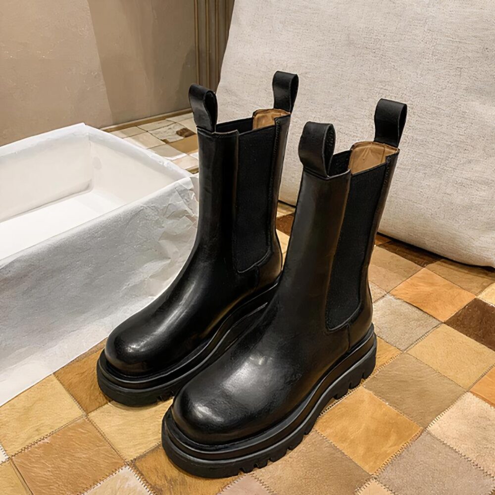 Botte hiver noire robuste et durable