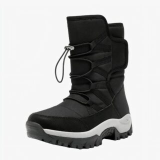 Botte de neige femme haute et imperméable sur fond blanc